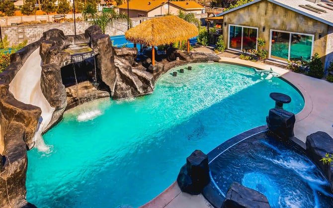 What Travel Advisors Need to Know About Commissionable Luxury Rental Homes in Las Vegas (2026)